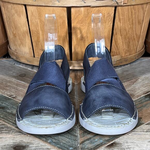 Softinos Tai383 Washed Navy Blue Leather Slingback Sandals Womens Size EU 37 - Picture 4 of 12